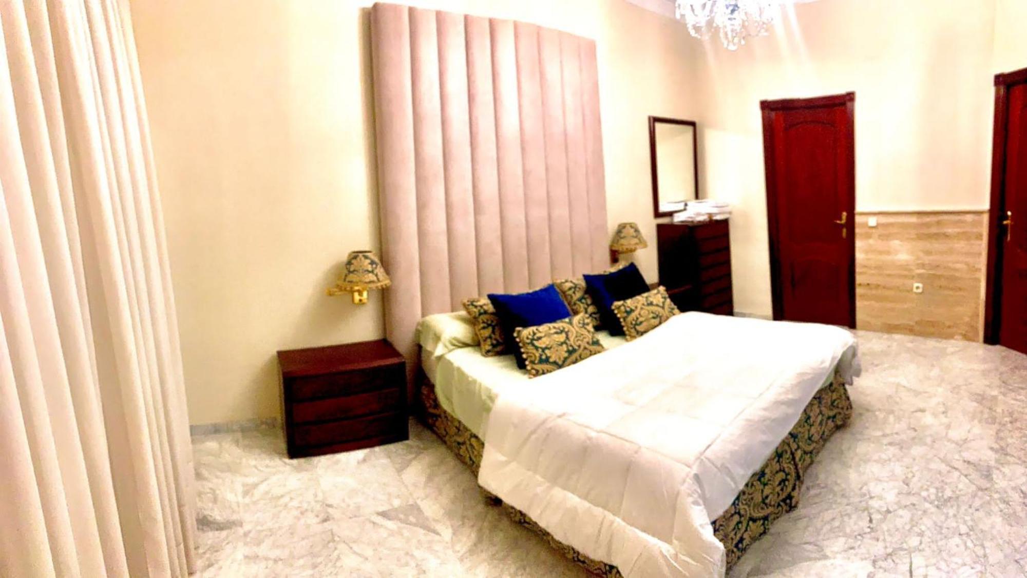Villa Candelaria Sevilla Aljarafe بورموخوس المظهر الخارجي الصورة